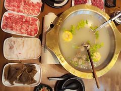 -天成·潮州牛肉脆肉鱼生蚝自助火锅