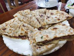 -溢心园香河肉饼总店