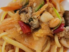 辣海鲜面-桃园中华料理炸酱面(燕儿岛路店)