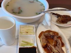 -梅利汴京烤鸭•开封豫菜地标店(东大街店)