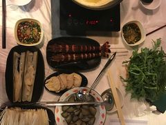 -鲜入围煮花胶鸡海鲜火锅