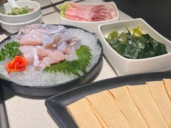 -海底捞火锅鲜切牛肉主题店(长寿路店)