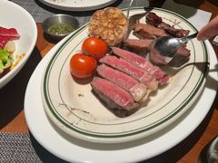 -MONICH牛排融合餐厅(和义大道购物中心店)