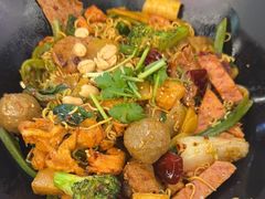-醉人椒麻辣香锅(王府井喜悦店)