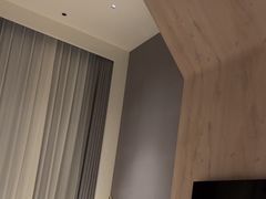 -上海虹桥中心爱琴海亚朵S酒店