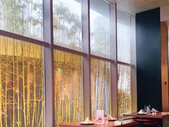 -NIUNIUPARK和牛螃蟹(龙湖杭州滨江天街店)