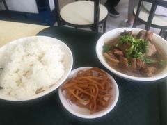-万盛园炖肉馆(云峰店)