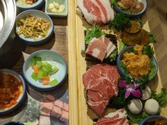 -明洞阿姨·韩式酱蟹烤肉·创意料理(三元桥店)