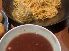 蛋黄芝士纸皮烧麦-鑫震源·苏式大虾生煎(山塘街店)