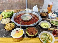 -正南齊北重庆老火锅(光华村直营店)