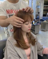 -东秀护肤造型