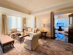 -广州富力丽思卡尔顿酒店