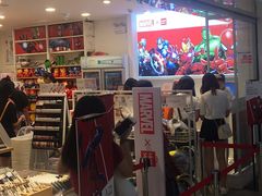 -名创优品(江南新地店)