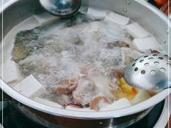 -阿汉名材老鸡汤饭店(金鸡岭店)