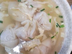 小馄饨-黄阿姨锅贴大王(万航渡路店)