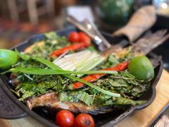 -云海肴·汽锅鸡·云南菜(天山百盛优客店)