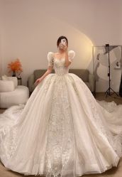 -派丽莫Pellimo原创设计婚纱品牌