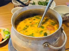 -大头虾越式风味餐厅(光明广场店)