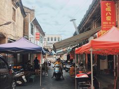 -余庆小吃(小吃一条街店)