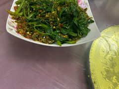 剁椒藤菜-洪霞餐馆