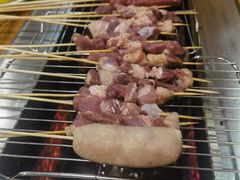 -哈尔滨小酒馆·鲜肉现穿自助烧烤(康新花园店)