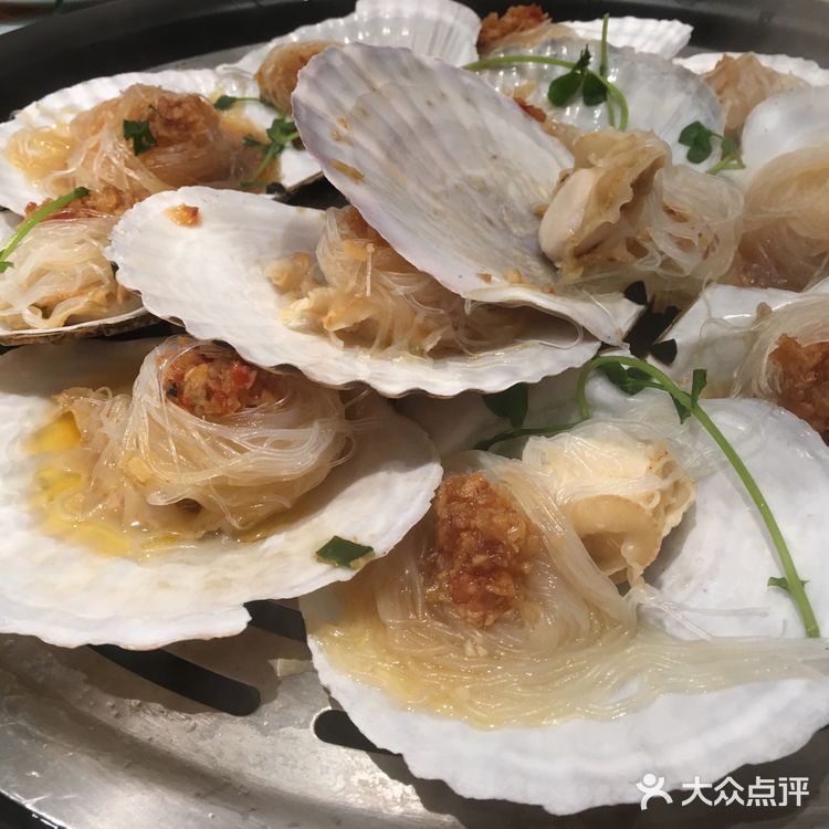 非常勤快。一次满意的就餐