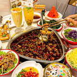 这么好吃的牛蛙火锅我怎么才知道！？