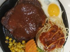 -汤姆家的牛排意面披萨(融创茂店)