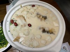 -黄泥岗·地道湖北菜(奥特莱斯店)