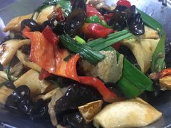 -自游人·美食一楼·地道徽菜(三十年名店)