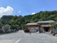 -高荡千年布依古寨旅游景区