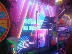 -路边边.炒菜烧烤.音乐餐厅(良乡长虹店)