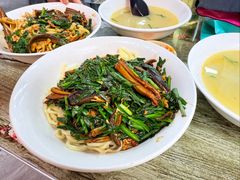 -三百碗宝应长鱼面(板仓街店)