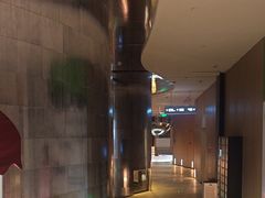 -涨巢·潮玩水疗局