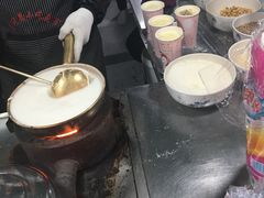 -马杰金城马爷牛奶鸡蛋醪糟·清真(正宁路店)