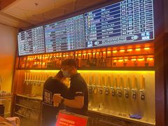 -麦落精酿啤酒餐吧(先农大院店)