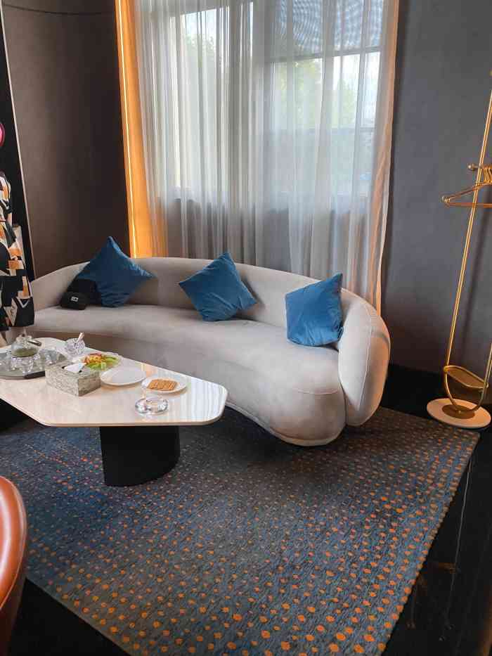 拾樾餐厅-"提前预约了位子,坐在靠窗边,可能因为当天.