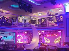 -巴特餐饮6加1音乐餐吧·新疆菜