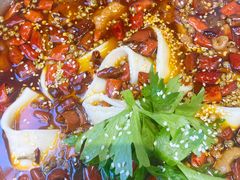 -晓彭肥肠鸡·泡椒鸡火锅(水木天地店)