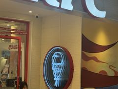 -肯德基(西影路店)