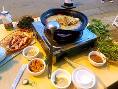 -阿婆情腊排骨火锅(金虹路店)