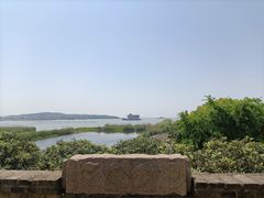 -亮河湾山庄