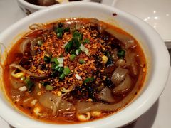 -渝是乎酸菜鱼(龙旗购物中心店)