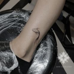 -SNOW TATTOO STUDIO