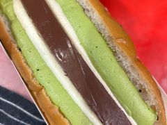 抹茶巧克力牛乳包-迦南(杭州东站万象汇店)