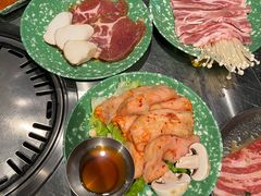 -欧巴炭烤肉오빠숯불구이(南京东路店)