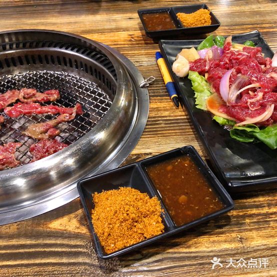 打牌烤牛肉(绣山店)