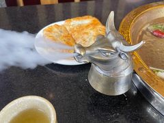 -周老三跷脚牛肉·全牛火锅(非遗传承店)