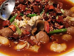毛血旺-天外天烤鸭店(八角店)