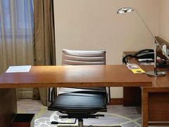 -广州中心皇冠假日酒店